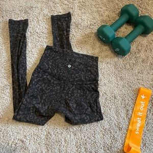 Lulu🍋 Wild Thing Pattern 25” Align Leggings